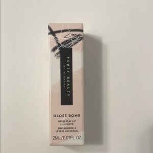 New Fenty Beauty Gloss Bomb Universal Lip Luminizer - color Fenty Glow, 01